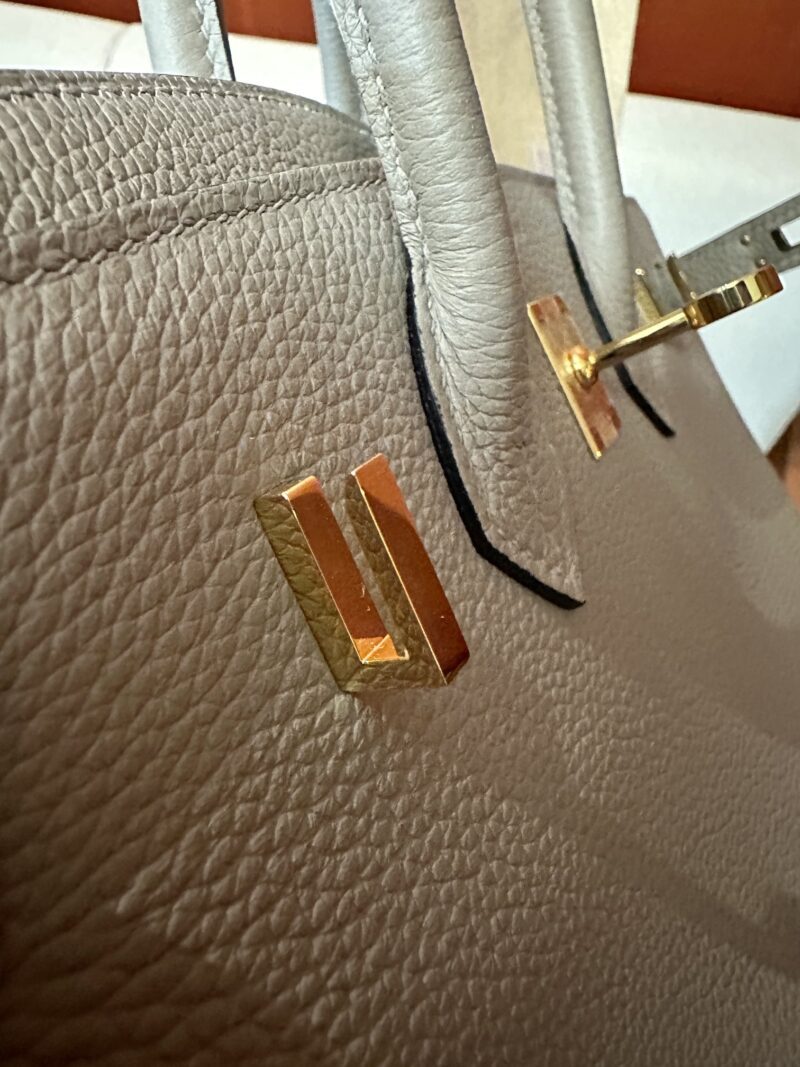 Hermès Birkin 25 Gris Asphalt Togo Gold Hardware - Image 6