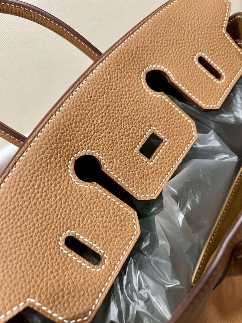 Hermès Birkin 25 Gold Togo Gold Hardware - Image 7