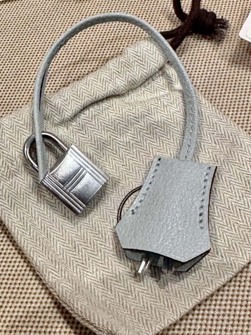 Hermès Birkin 25 Nata, Blue Brume Chevre Palladium Hardware - Image 12