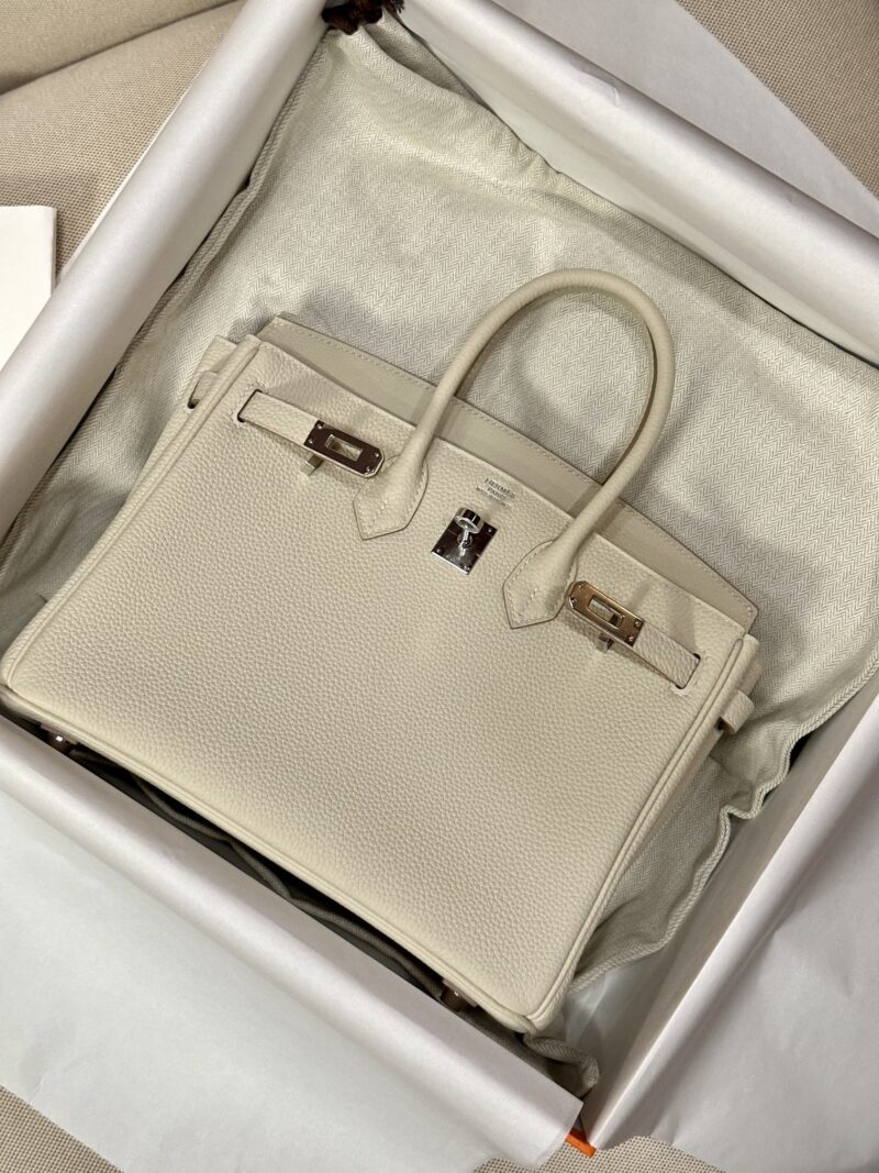 Hermès Birkin 25 Craie Togo Palladium Hardware - Image 4