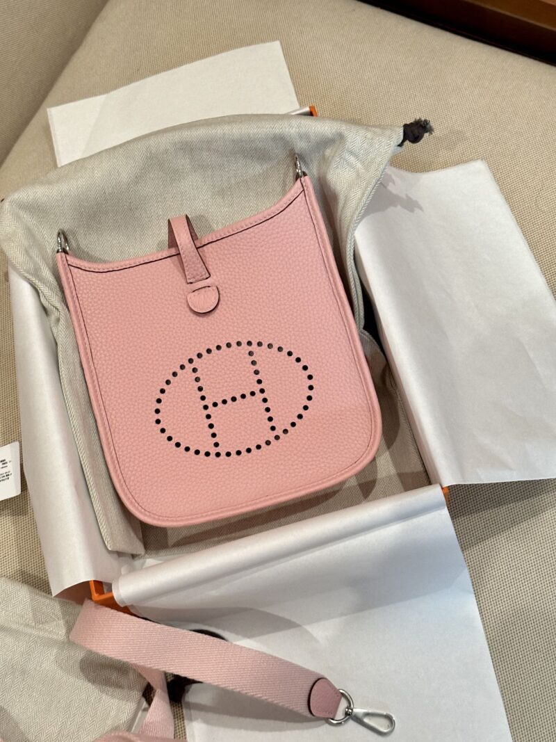 Hermès Mini Evelyne 16 Taurillon Clemence Rose Sakura Silver Hardware - Image 2