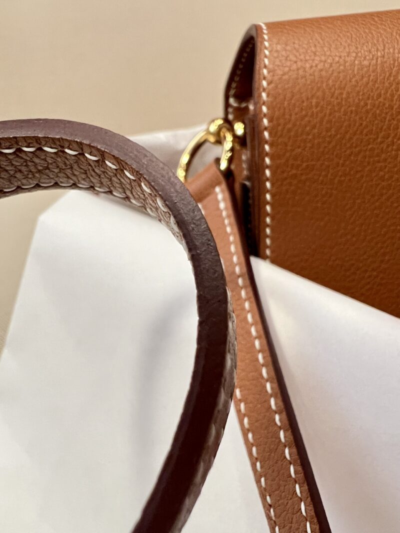 Hermès Roulis 19 Evercolor Gold Gold Hardware - Image 8