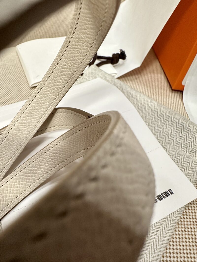 Hermès Kelly 25 Epsom Craie Gold Hardware - Image 33
