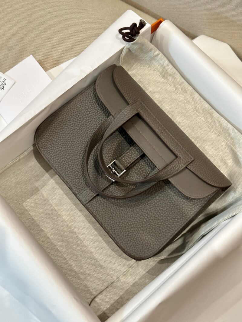 Hermès Halzan 25 Taurillon Clemence & Swift Etain Silver Hardware