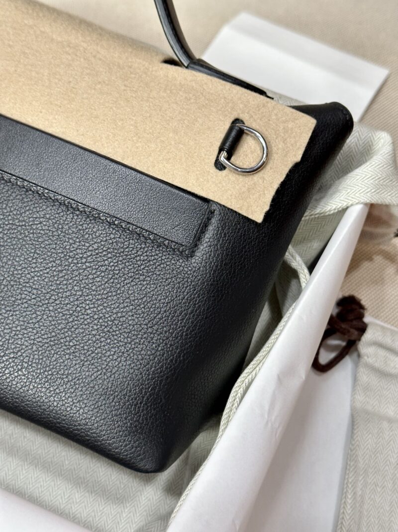 Hermès Mini Kelly 2424 Evercolor & Swift Noir Silver Hardware - Image 18