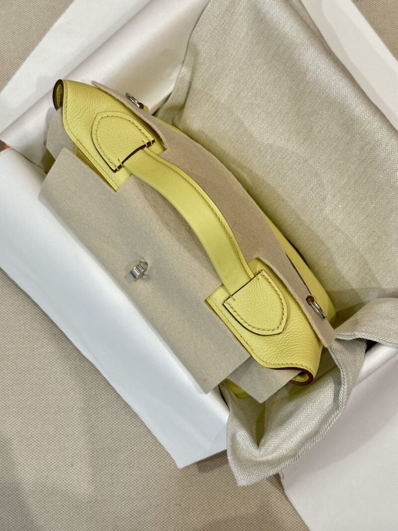 Hermès Mini Kelly 2424 Swift Citron Silver Hardware - Image 6