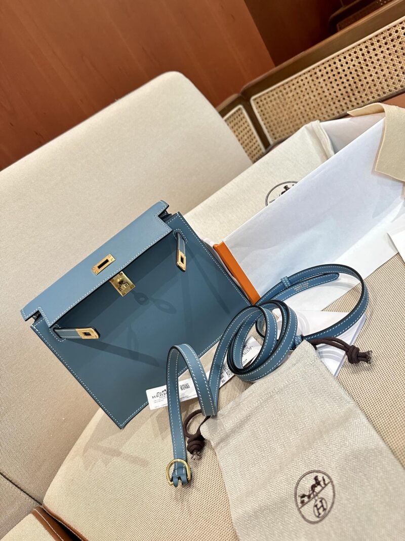 Hermès Kelly Danse Swift Blue Jean Gold Hardware - Image 5