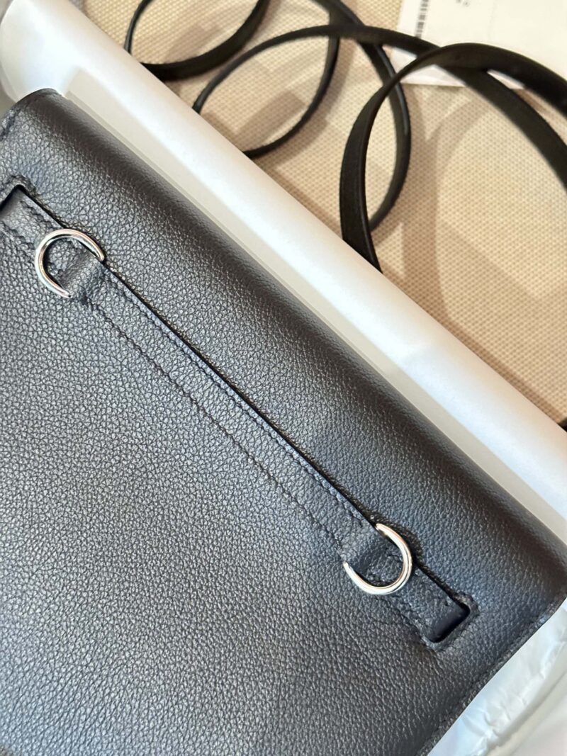 Hermès Kelly Danse 22 Evercolor Noir Silver Hardware - Image 6