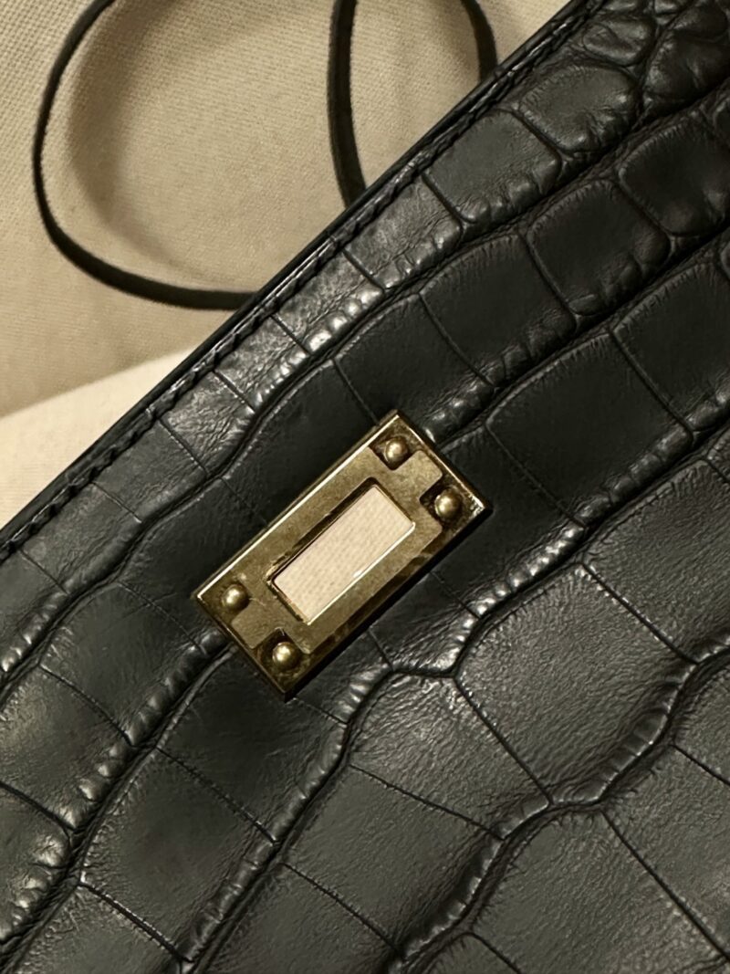 Hermès Kelly Danse 22 Matte Crocodile Noir Gold Hardware - Image 23