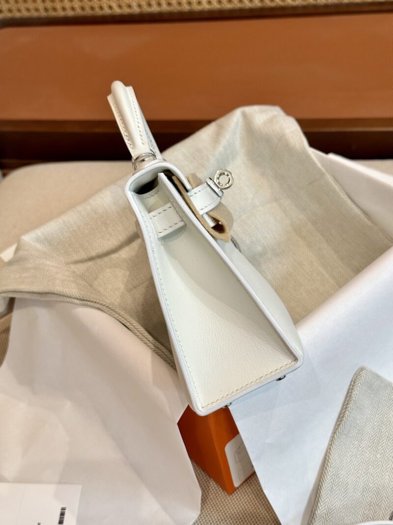 Hermès Mini Kelly Swift Blanc Silver Hardware - Image 5