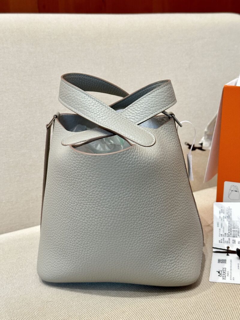 Hermès Picotin 18 Clemence Beton Silver Hardware - Image 2