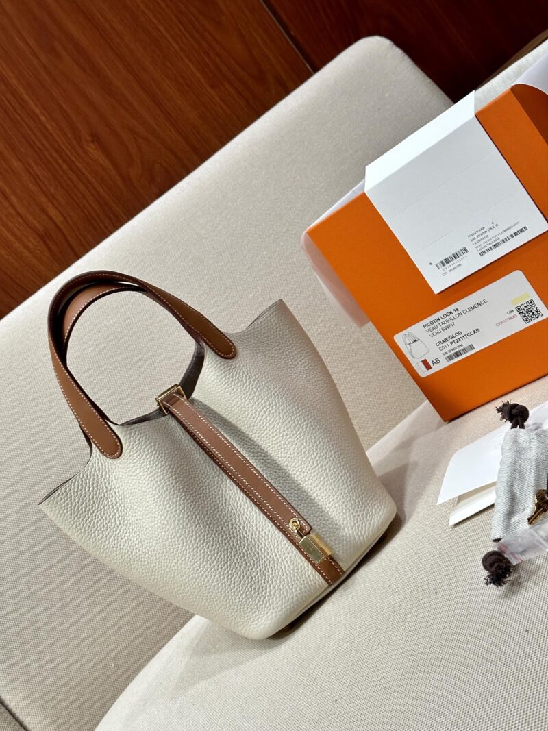 Hermès Picotin 18 Taurillon Clemence & Swift Craie Gold Hardware - Image 2