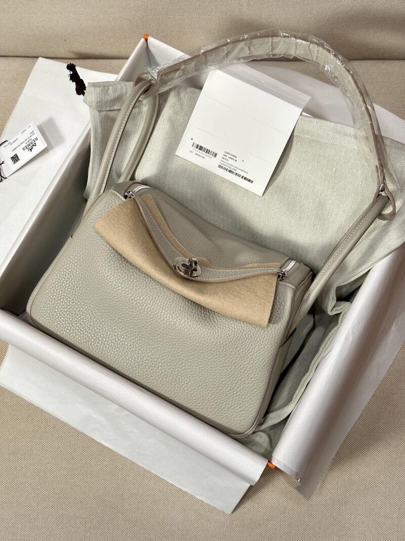Hermès Lindy 26 Taurillon Clemence & Crocodile Beton Silver Hardware