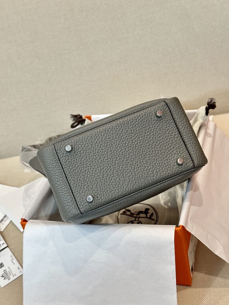Hermès Mini Lindy 20 Taurillon Clemence Gris Meyer Silver Hardware - Image 5