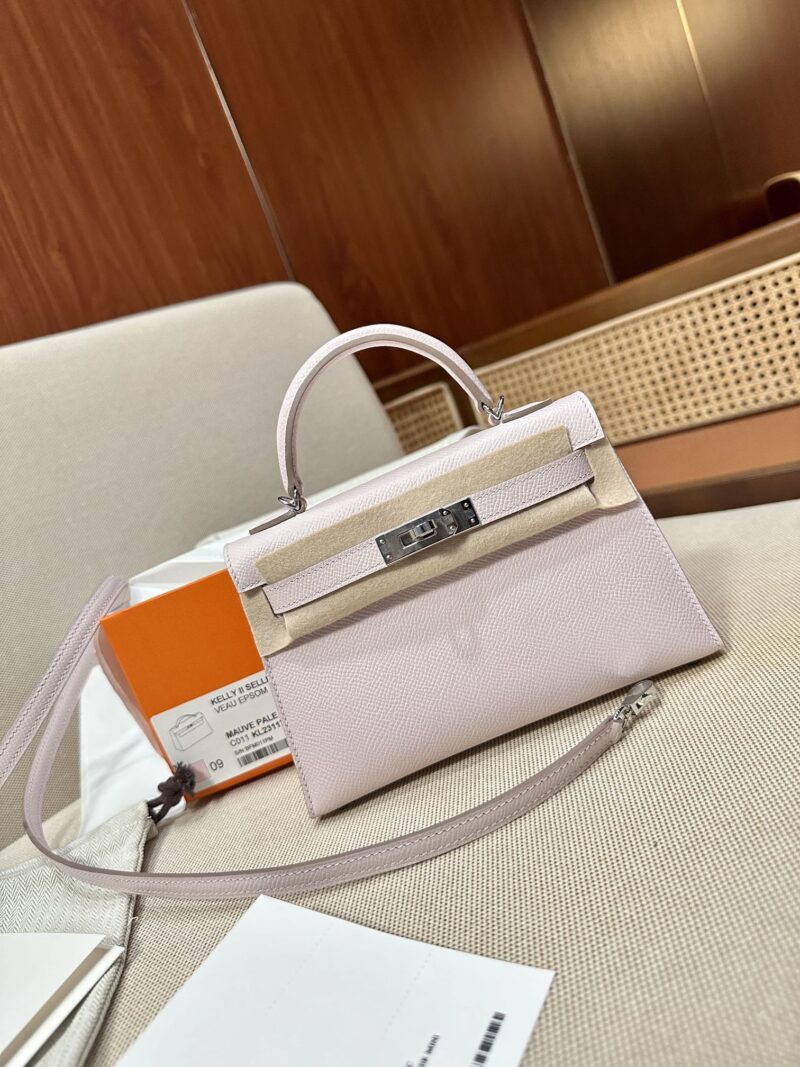 Hermès Mini Kelly 19 Epsom Mauve Pale Silver Hardware - Image 3