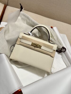 Hermès Mini Kelly 19 Epsom Nata Gold Hardware