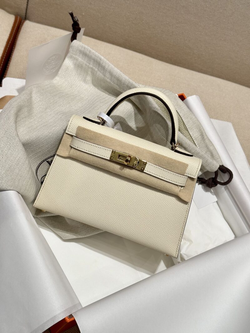Hermès Mini Kelly 19 Epsom Nata Gold Hardware