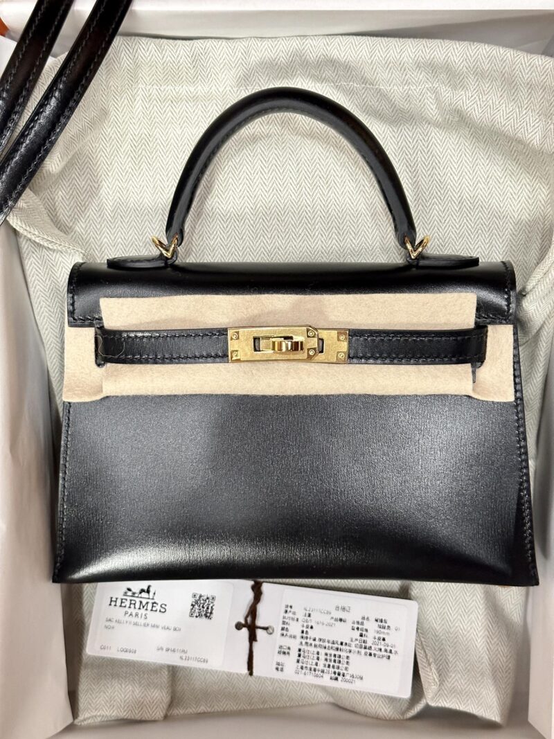 Hermès Mini Kelly 19 Box Calf Noir Gold Hardware - Image 3
