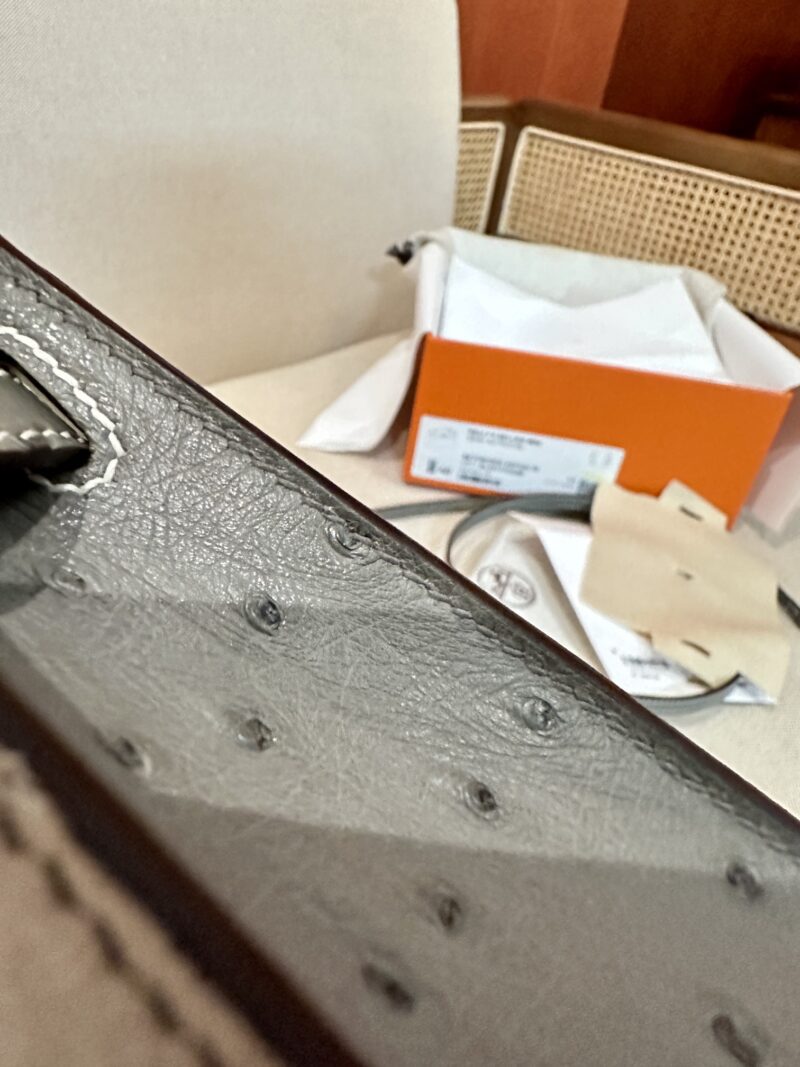 Hermès Mini Kelly 19 Ostrich Beton & Gris Asphalt Gold Hardware - Image 18