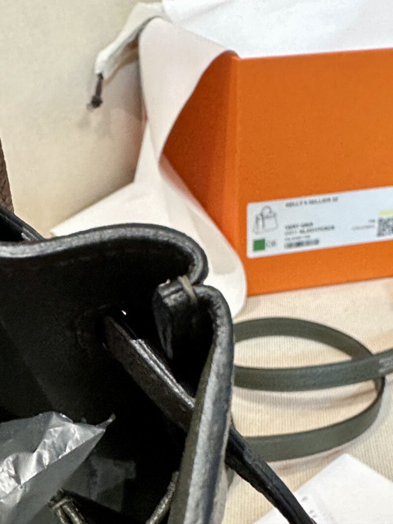Hermès Kelly 32 Togo Vert Gris Silver Hardware - Image 8