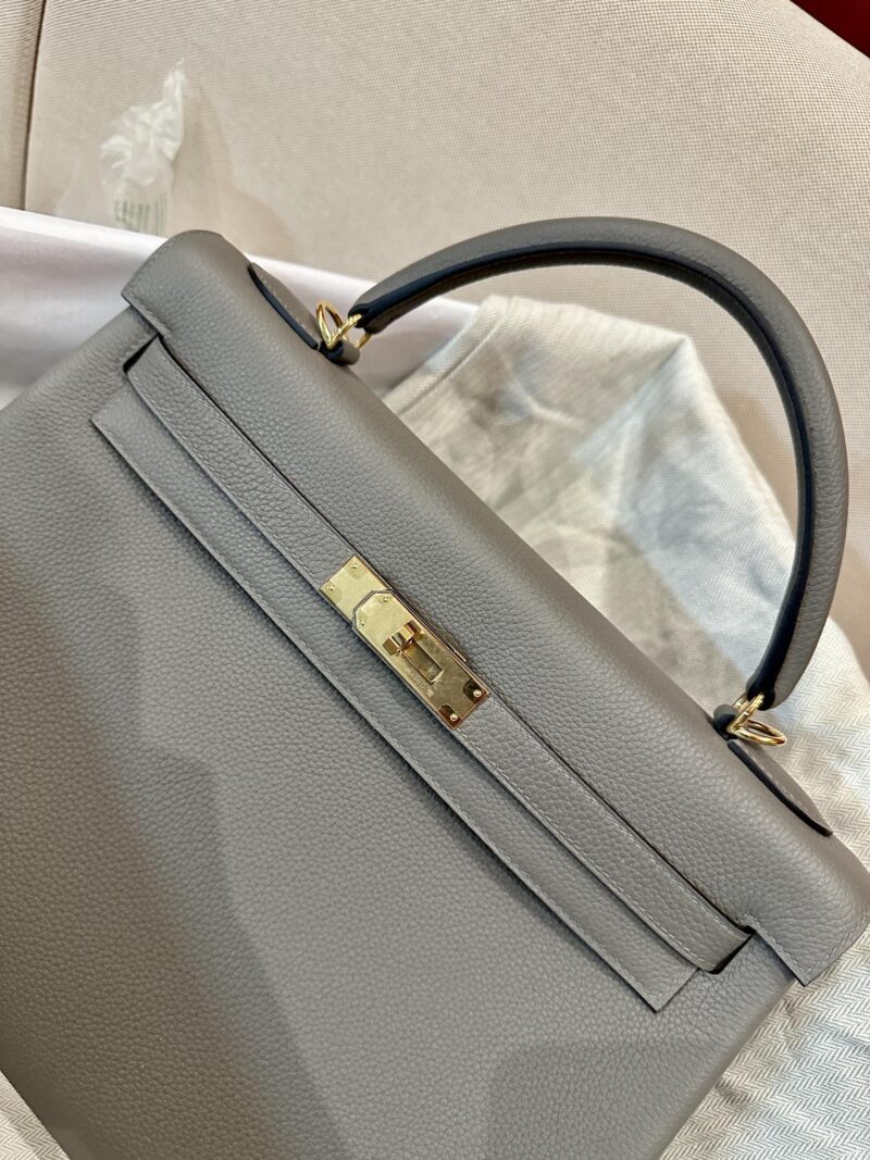 Hermès Kelly 35 Togo Gris Meyer Gold Hardware - Image 2