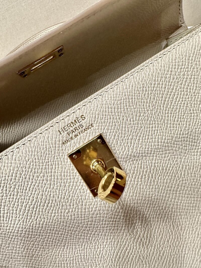 Hermès Kelly 25 Epsom Craie Gold Hardware - Image 20