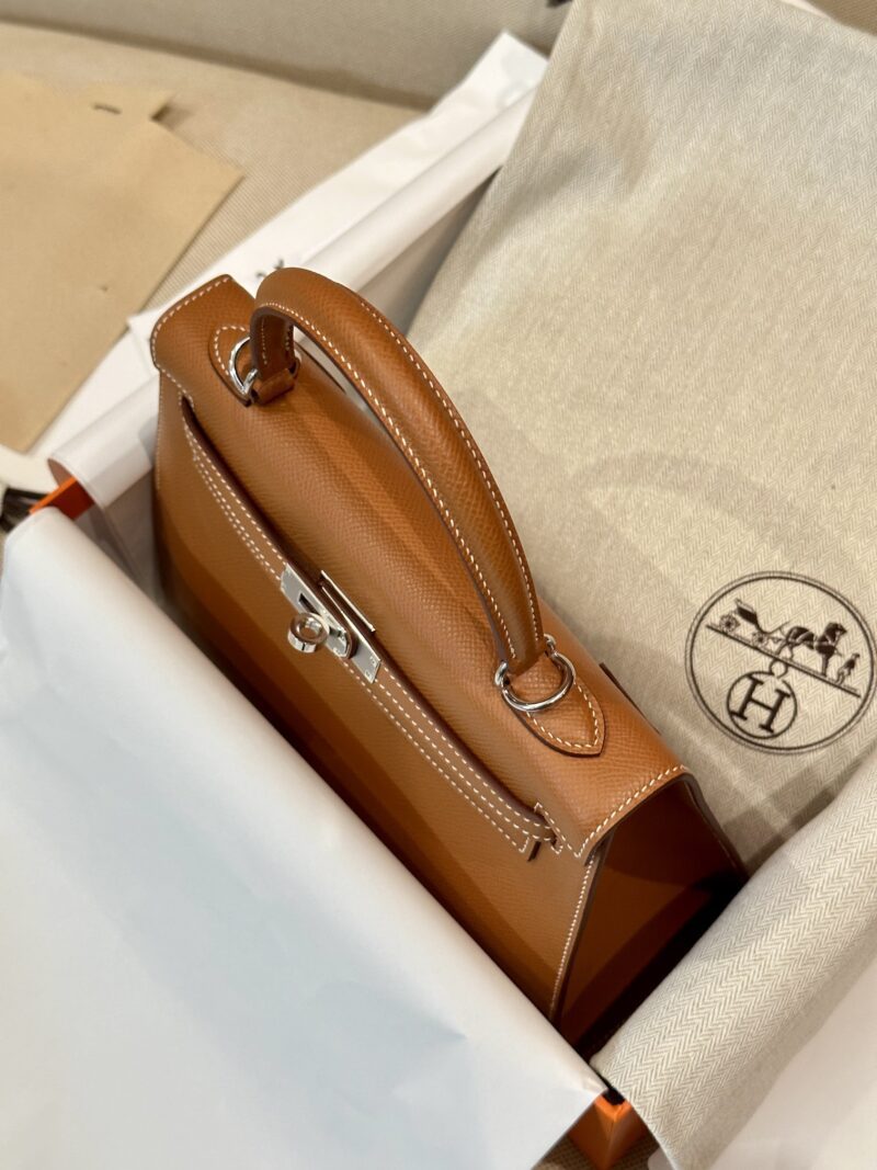 Hermès Kelly 25 Epsom Gold, Silver Silver Hardware - Image 5