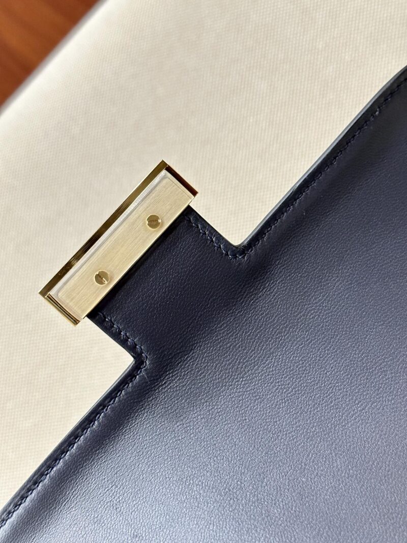 Hermès Constance 24 Blue Nuit Epsom Gold Hardware - Image 5