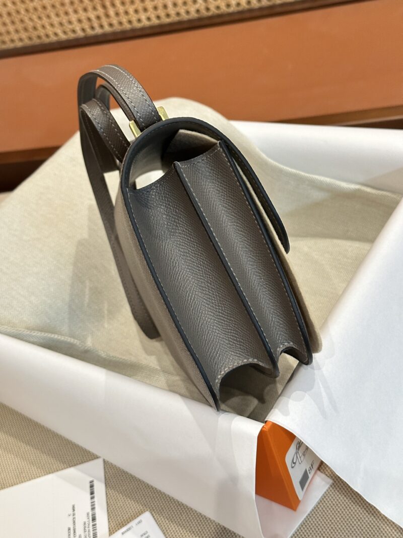 Hermès Constance 19 Etain, Gold Epsom Gold Hardware - Image 3