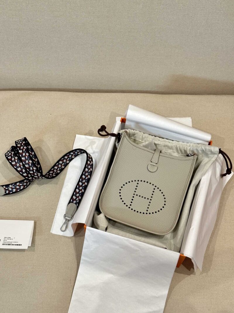 Hermès Mini Evelyne 16 Clemence Beton Silver Hardware