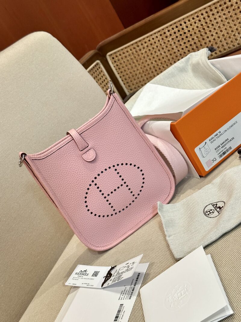 Hermès Mini Evelyne 16 Taurillon Clemence Rose Sakura Silver Hardware - Image 4