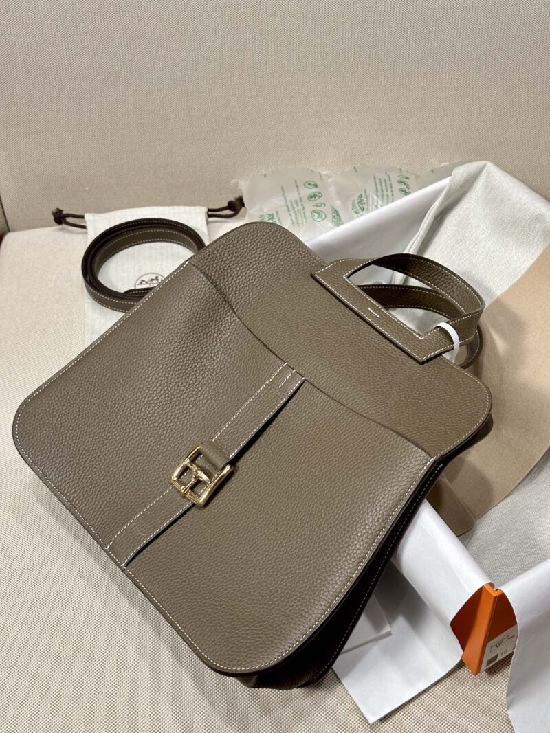 Hermès Halzan 31 Clemence Etoupe Gold Hardware - Image 3