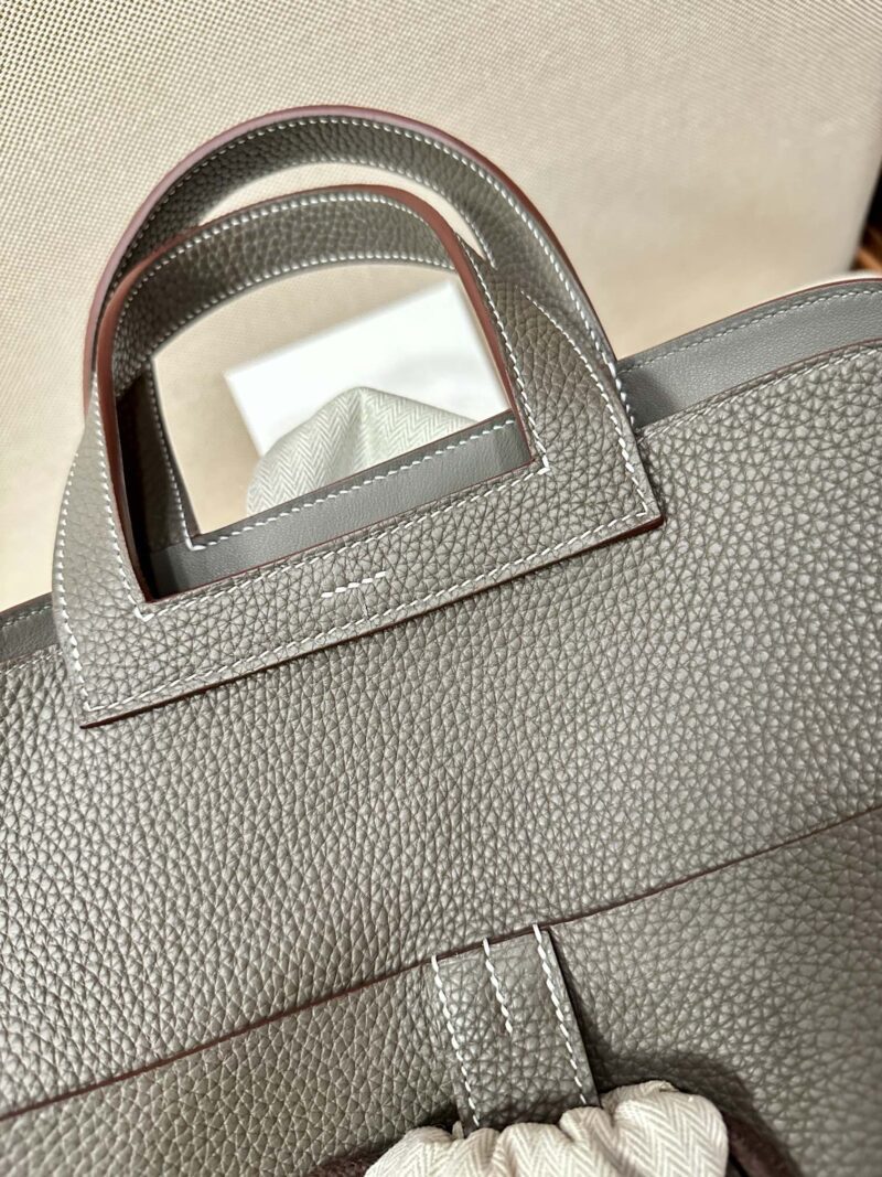 Hermès Halzan 31 Evercolor Etain Silver Hardware - Image 8