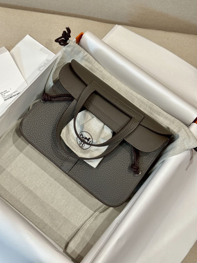 Hermès Halzan 25 Taurillon Clemence & Swift Etain Gold Hardware