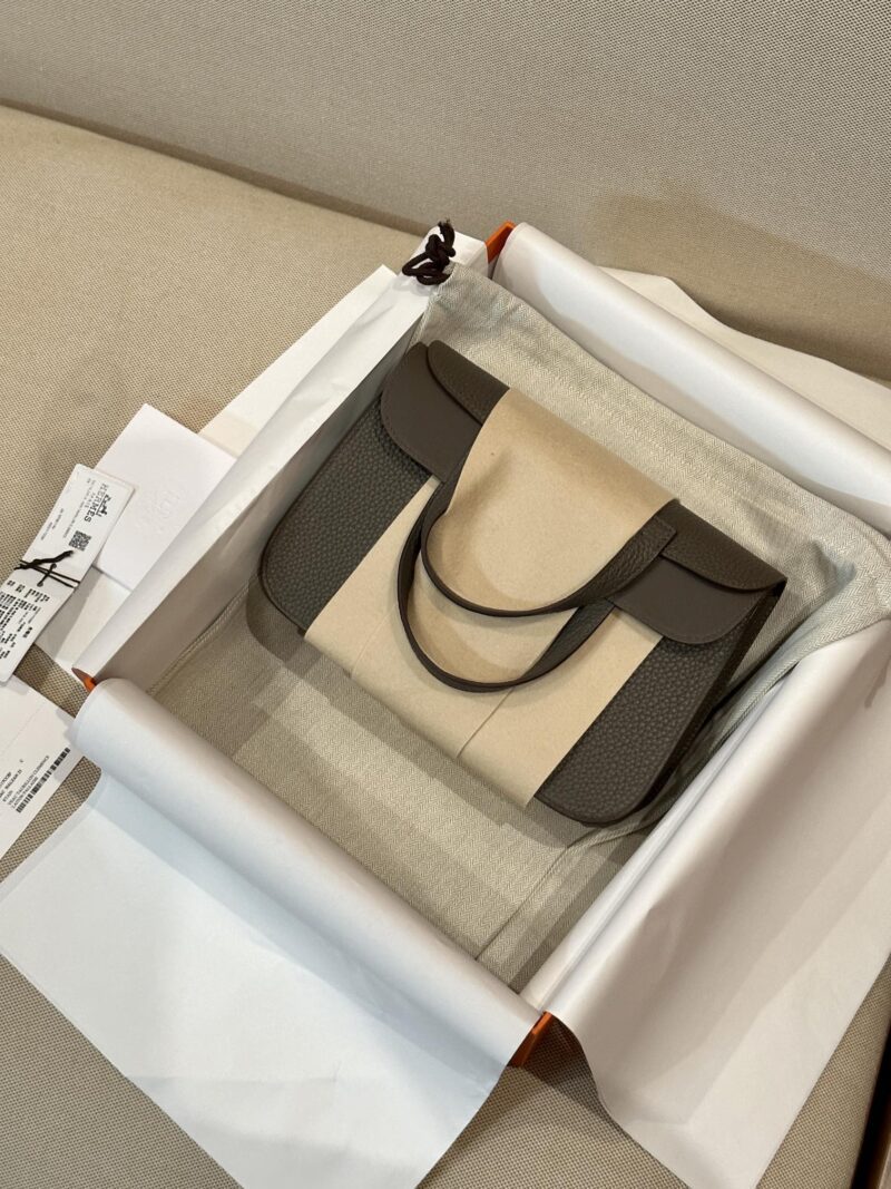Hermès Halzan 25 Taurillon Clemence & Swift Etain Silver Hardware - Image 2