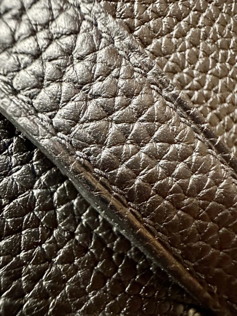 Hermès Halzan 25 Taurillon Clemence & Swift Noir Gold Hardware - Image 18