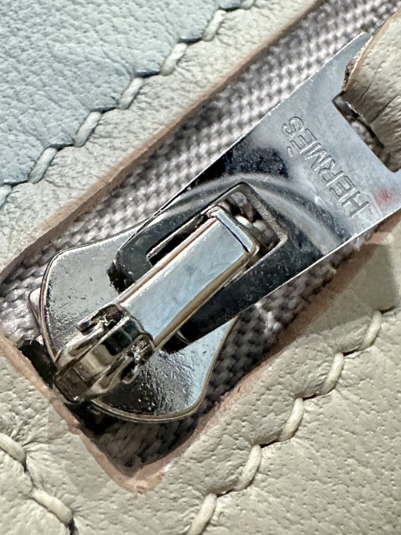 Hermès Mini Kelly 2424 Evercolor & Swift Beton Silver Hardware - Image 7