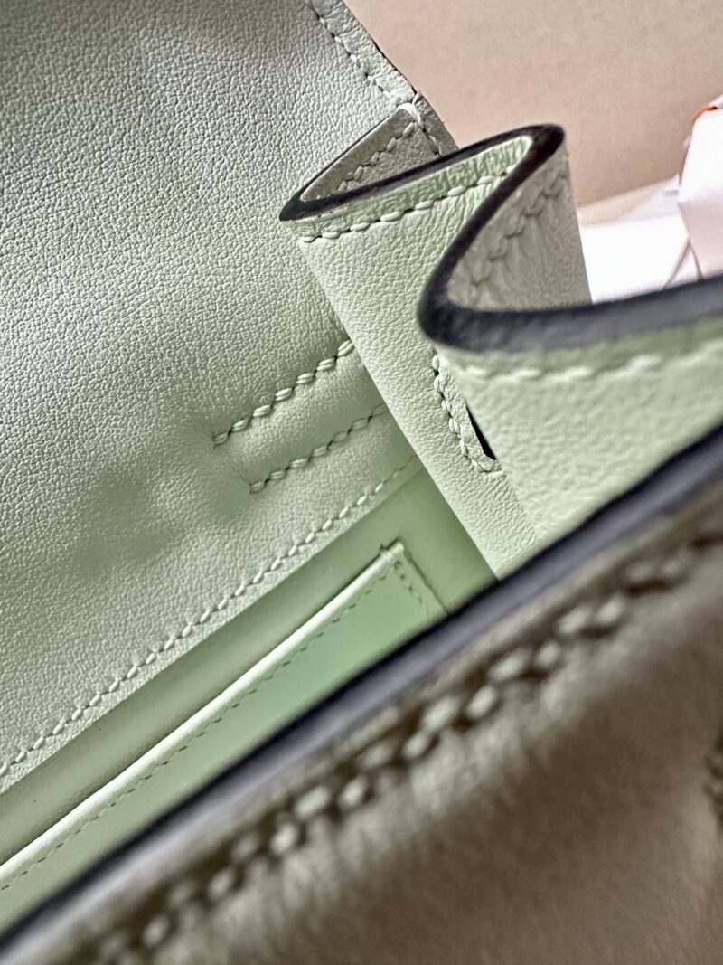 Hermès Kelly Danse 22 Swift Vert Fizz Silver Hardware - Image 11
