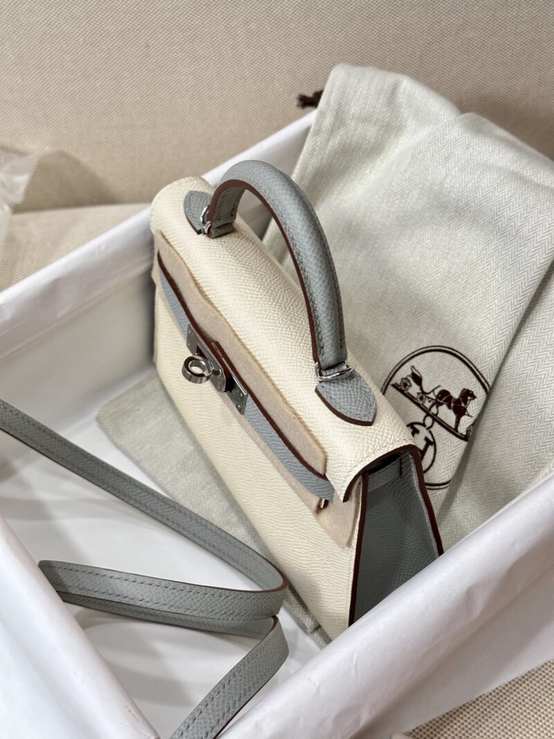 Hermès Mini Kelly 19 Epsom Craie & Blue Glacier Silver Hardware - Image 3