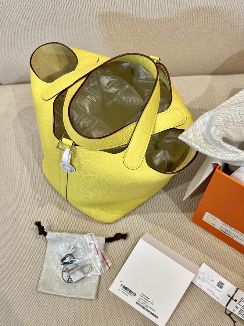 Hermès Picotin 22 Taurillon Clemence Jaune Citron Silver Hardware - Image 4