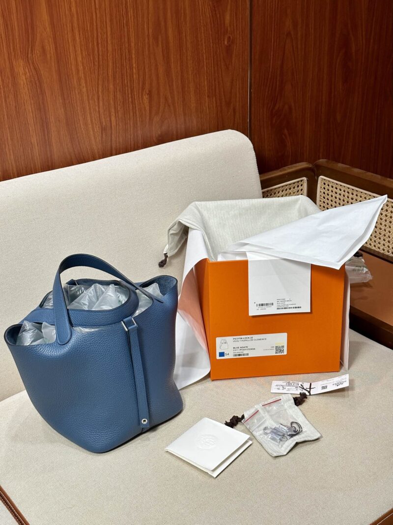 Hermès Picotin 22 Taurillon Clemence Deep Blue Silver Hardware - Image 3
