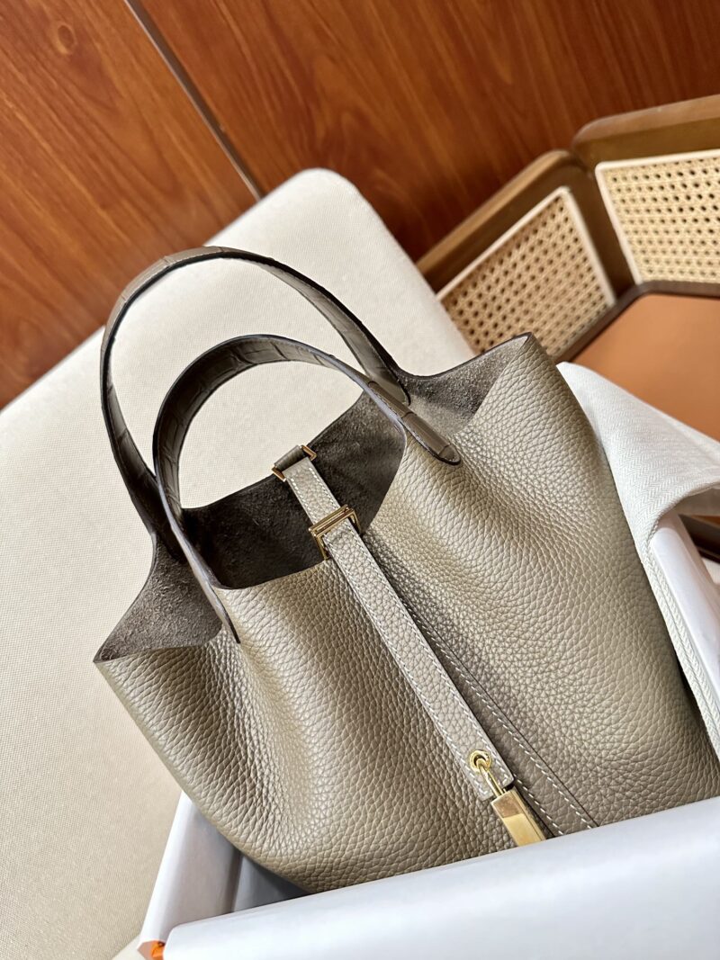 Hermès Picotin Touch 18 Taurillon Clemence & Crocodile Etoupe Gold Hardware - Image 4
