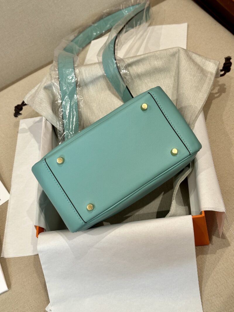 Hermès Mini Lindy 20 Swift Atoll Gold Hardware - Image 8