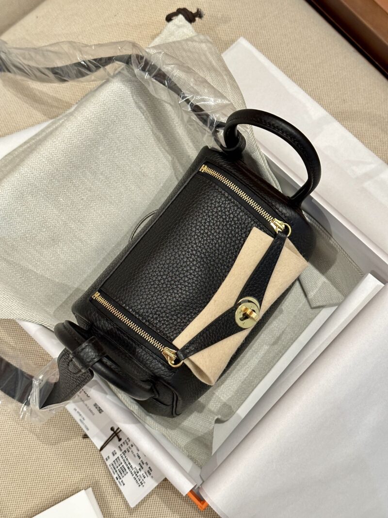 Hermès Mini Lindy 19 Taurillon Clemence Noir & Mauve Sylvestre Gold Hardware - Image 2