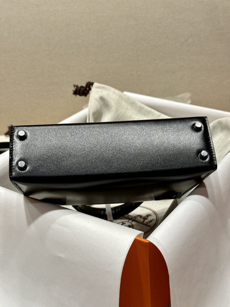 Hermès Mini Kelly Box Noir Silver Hardware - Image 5