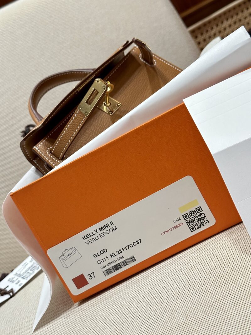 Hermès Mini Kelly Epsom Gold Gold Hardware - Image 9