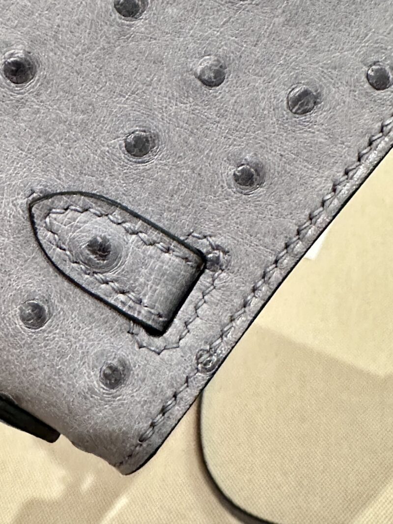 Hermès Mini Kelly 19 Ostrich Gris Agate Silver Hardware - Image 12