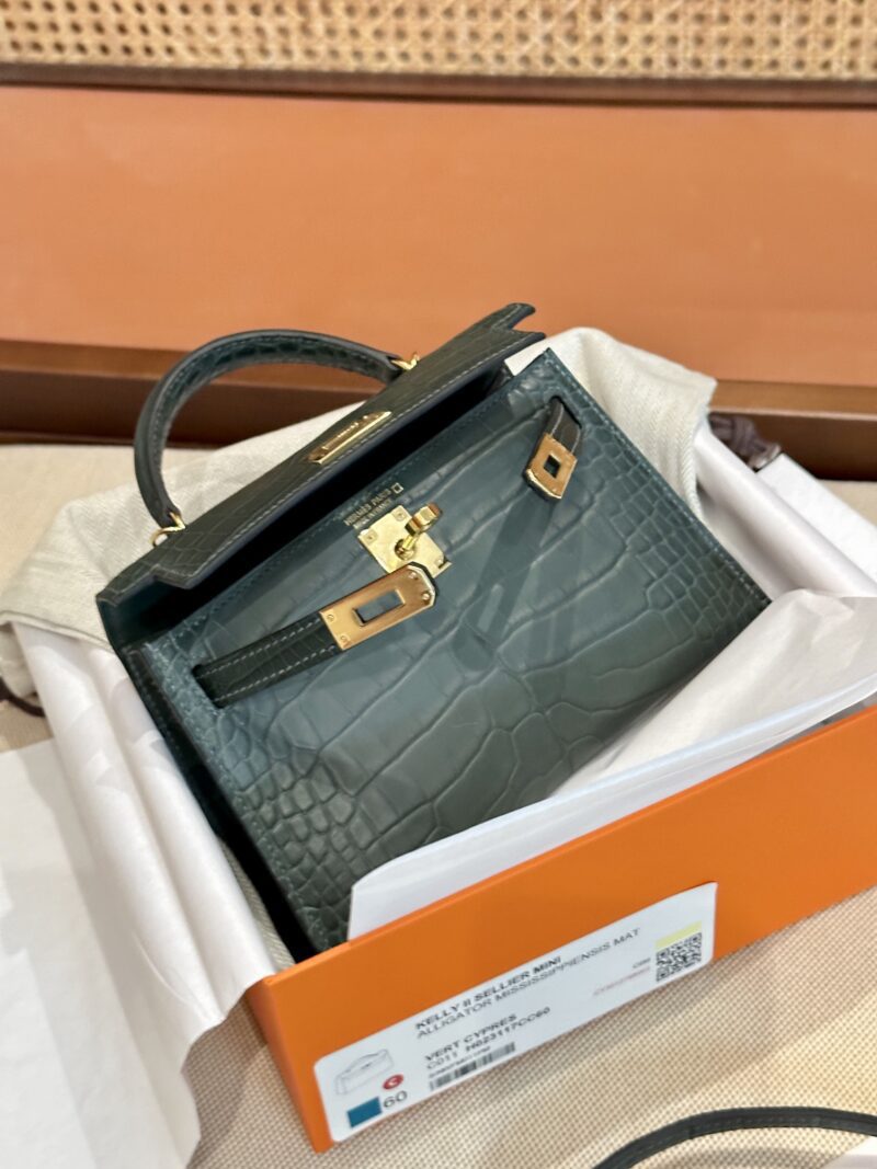Hermès Mini Kelly Alligator Vert Cypres Gold Hardware