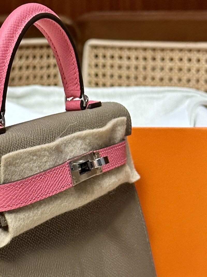 Hermès Mini Kelly Epsom Etoupe & Rose Azalee Silver Hardware - Image 4