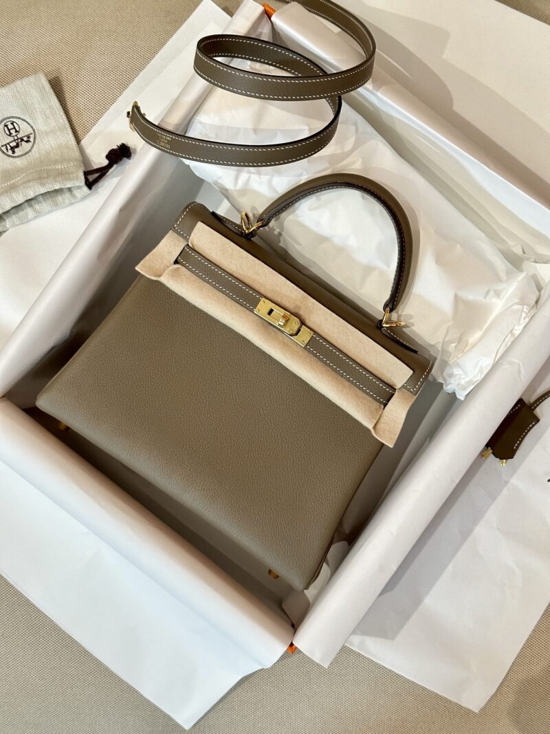 Hermès Kelly 25 Evercolor Etoupe Gold Hardware